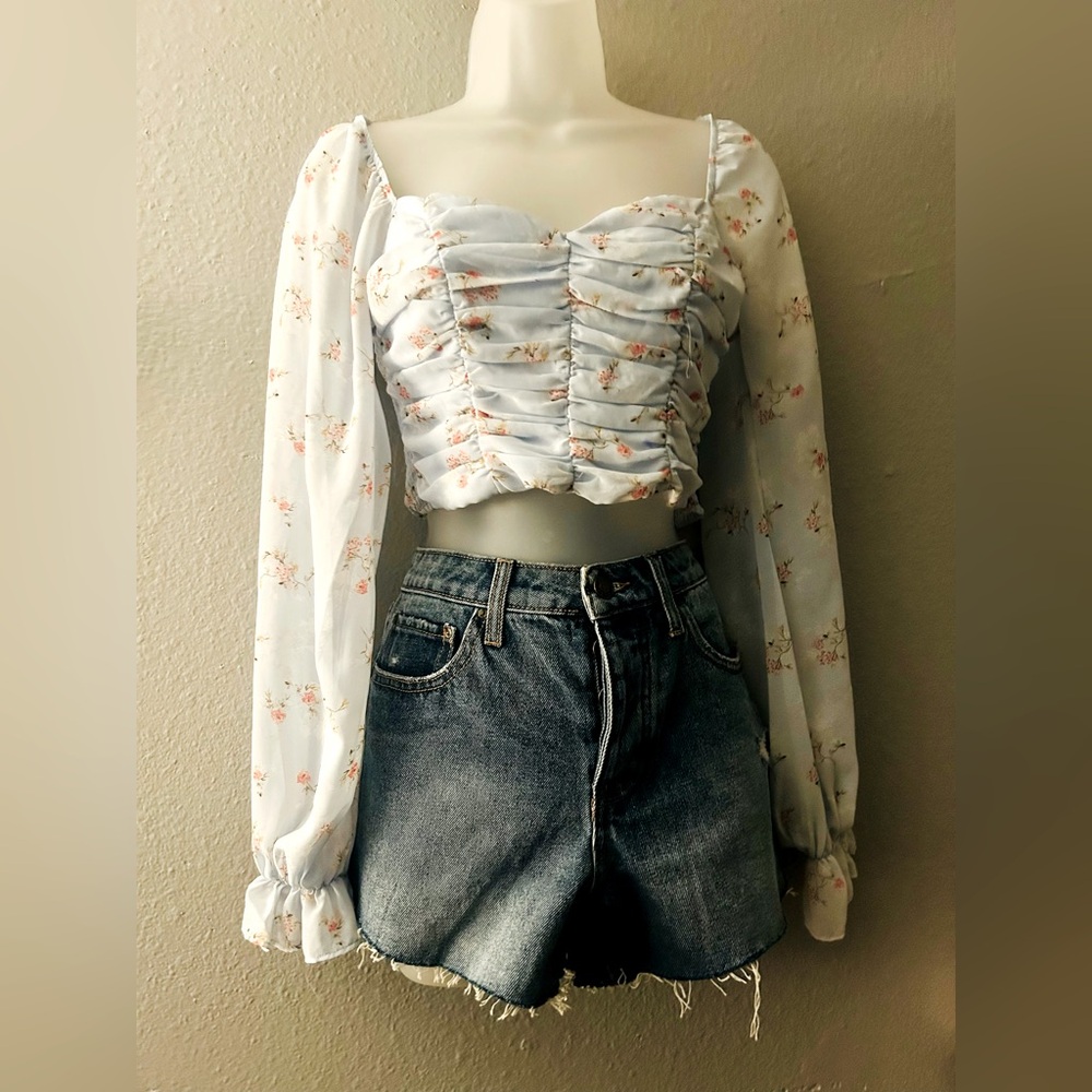 Windsor Blue Floral Smocked Peasant Blouse Pastel Crop Top Sweetheart Neck